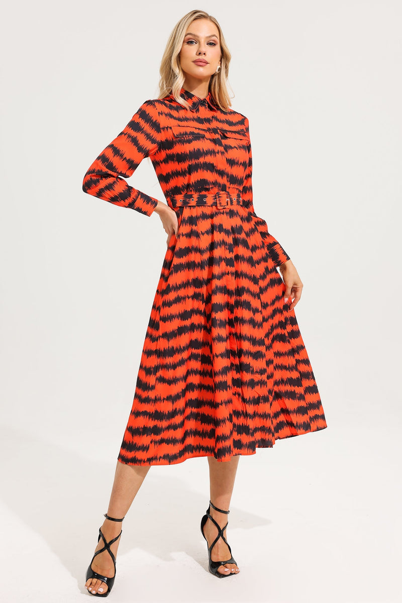Gracefully Styled Dress for Any Occasion