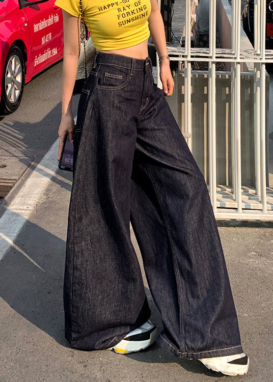 Well Tailored Pants with a Graceful Silhouette