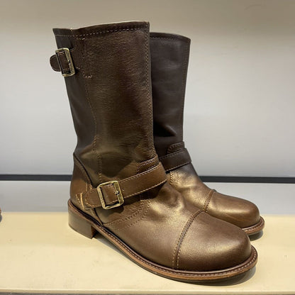 Elegantly Styled Boots for Everyday Wear