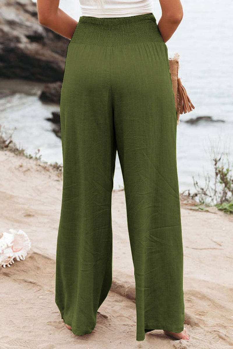 Effortlessly Elegant Garment with a Timeless Design