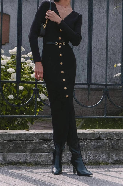Beautifully Finished Sweater in a Timeless Design