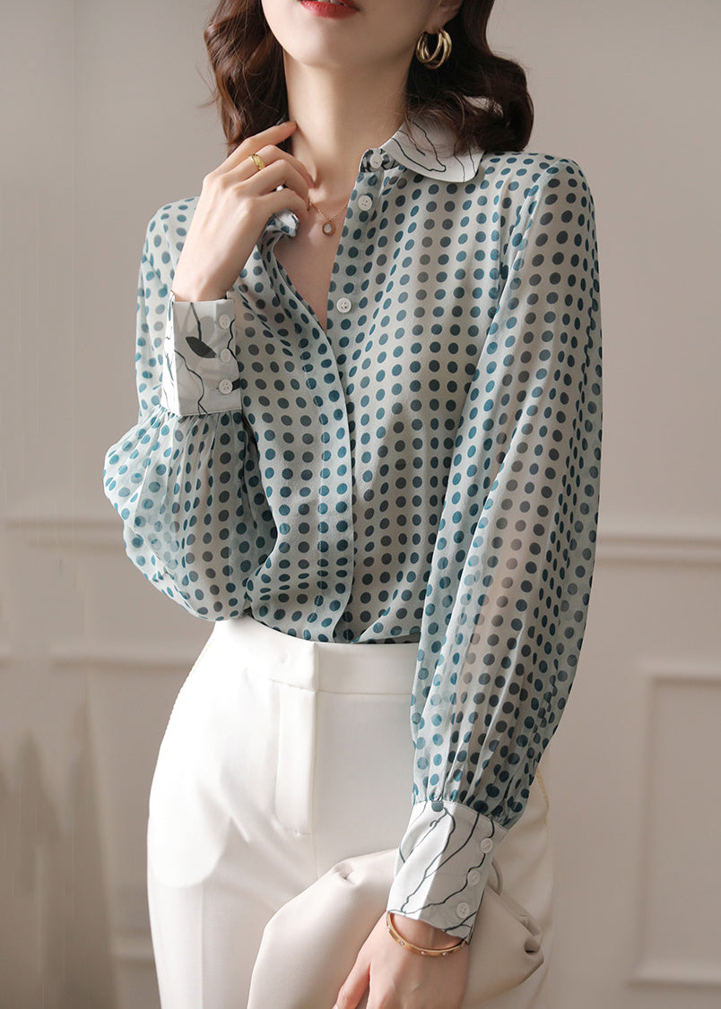 Classic Vintage Shirt with a Flattering Fit