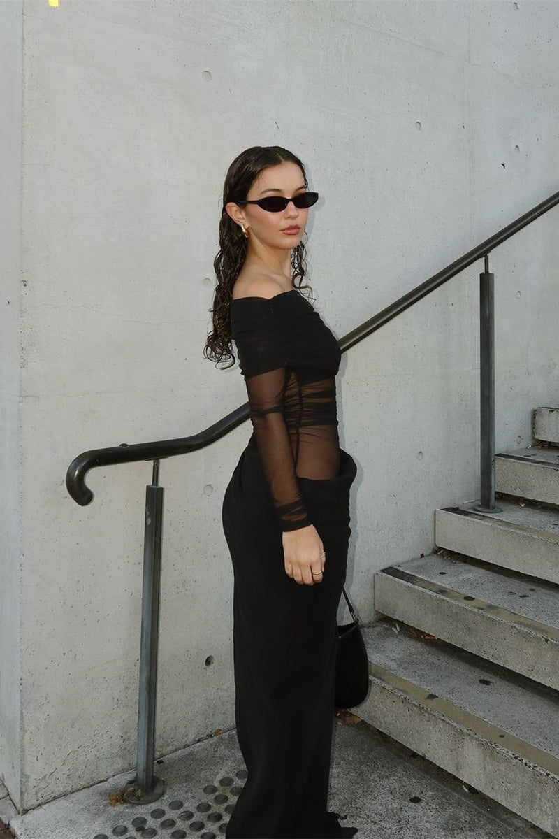 Sophisticated Dress with a Clean Classic Look