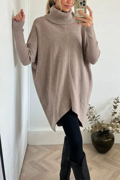 Well Tailored Sweater with a Graceful Silhouette