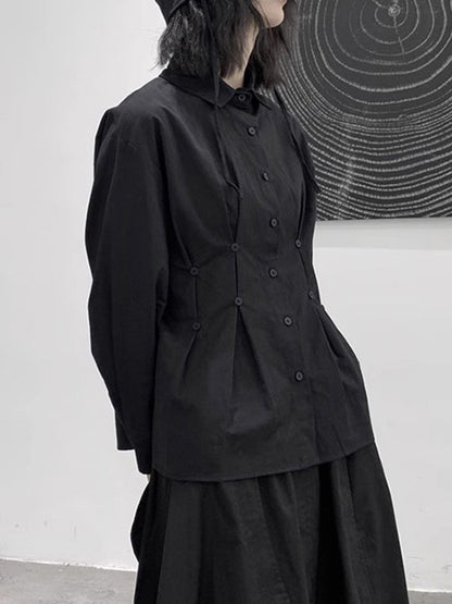 Sophisticated Blouse with a Clean Classic Look