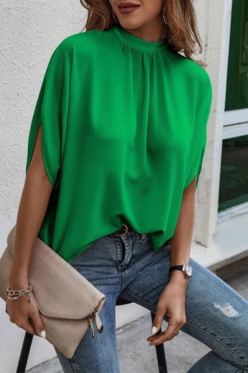 Effortlessly Elegant Blouse with a Timeless Design