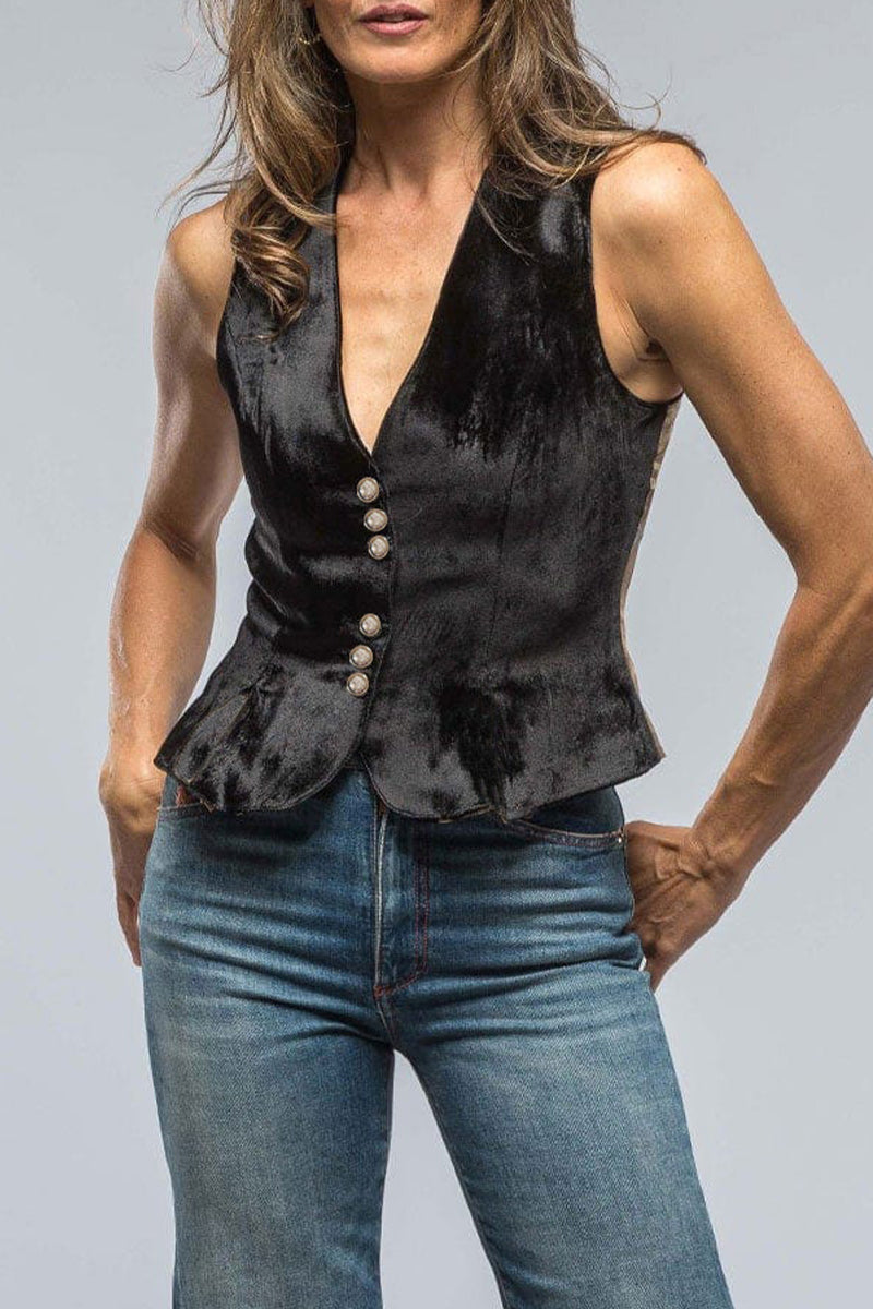 Beautifully Crafted Shirt in a Classic Style