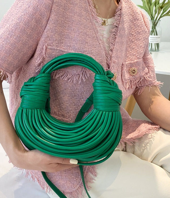 Gracefully Styled Bag for Any Occasion