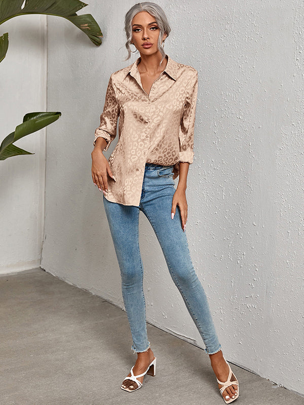 Beautifully Crafted Blouse in a Classic Style