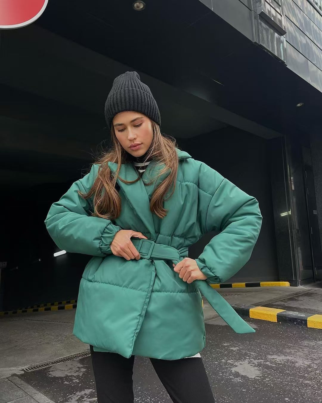 Effortlessly Elegant Jacket with a Timeless Design
