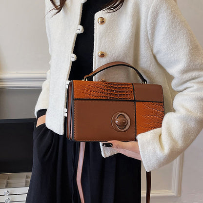 Beautifully Crafted Bag in a Classic Style