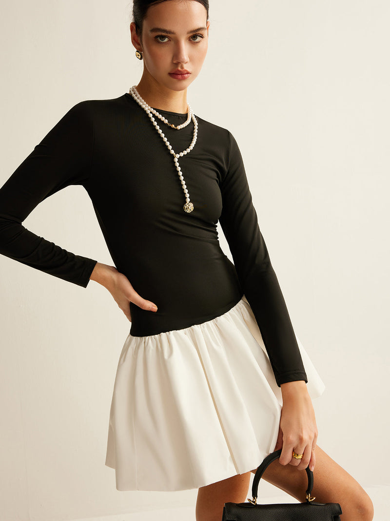 Well Tailored Dress with a Graceful Silhouette