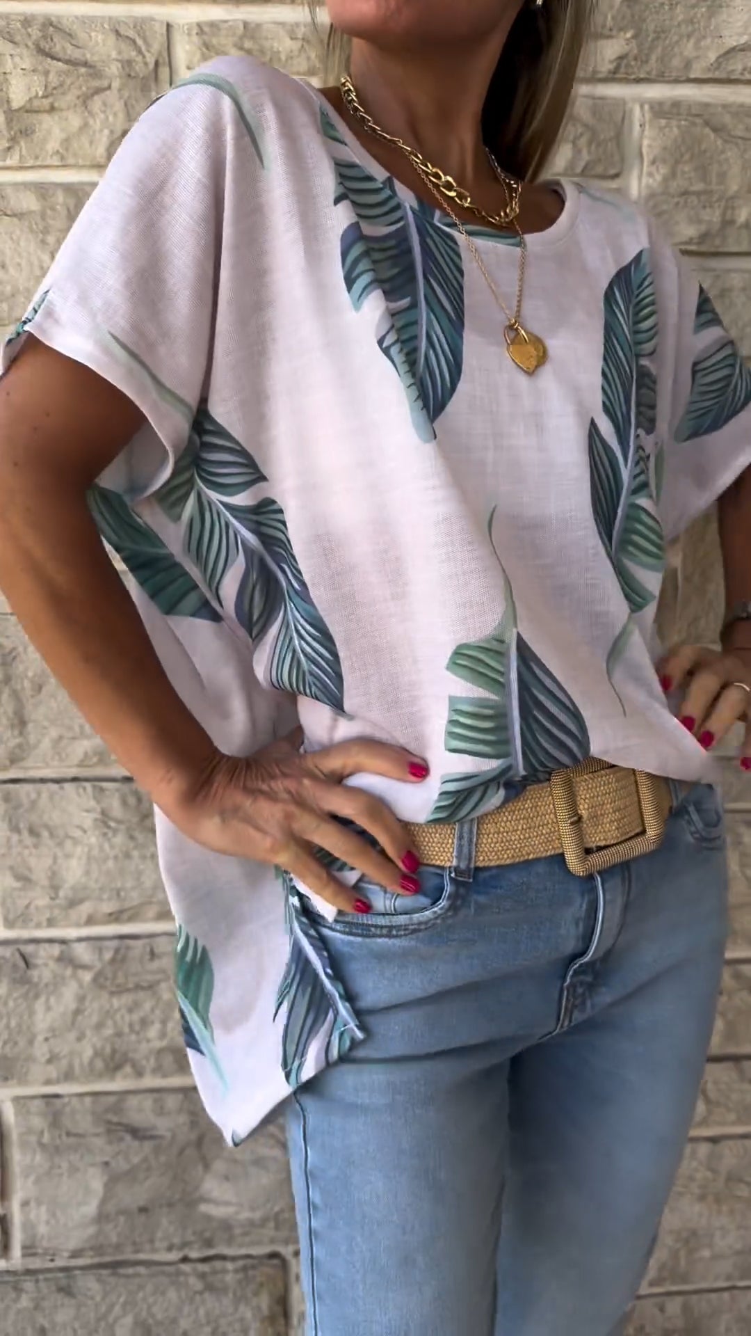 Elegantly Styled T-Shirt for Everyday Wear