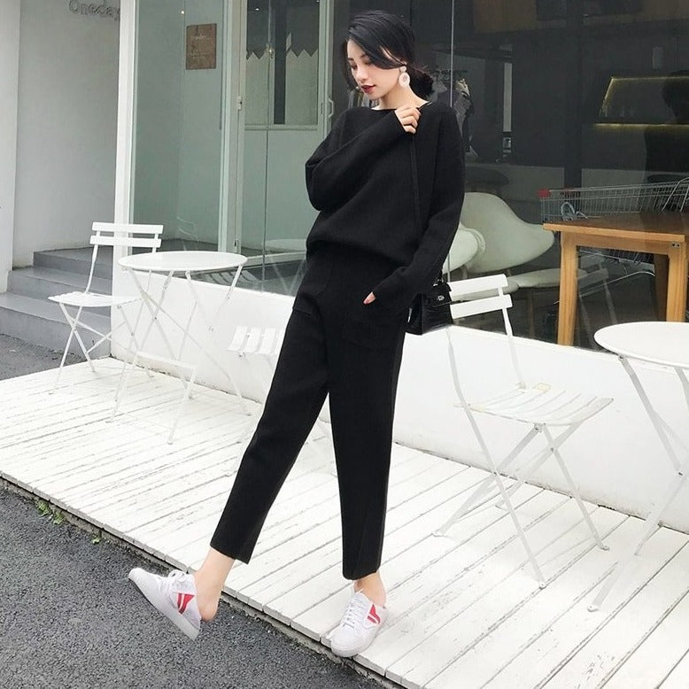 Classic Vintage Sweater with a Flattering Fit