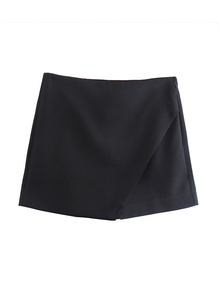 Gracefully Styled Garment for Any Occasion
