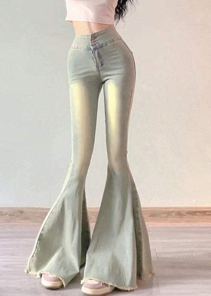 Well Tailored Pants with a Graceful Silhouette