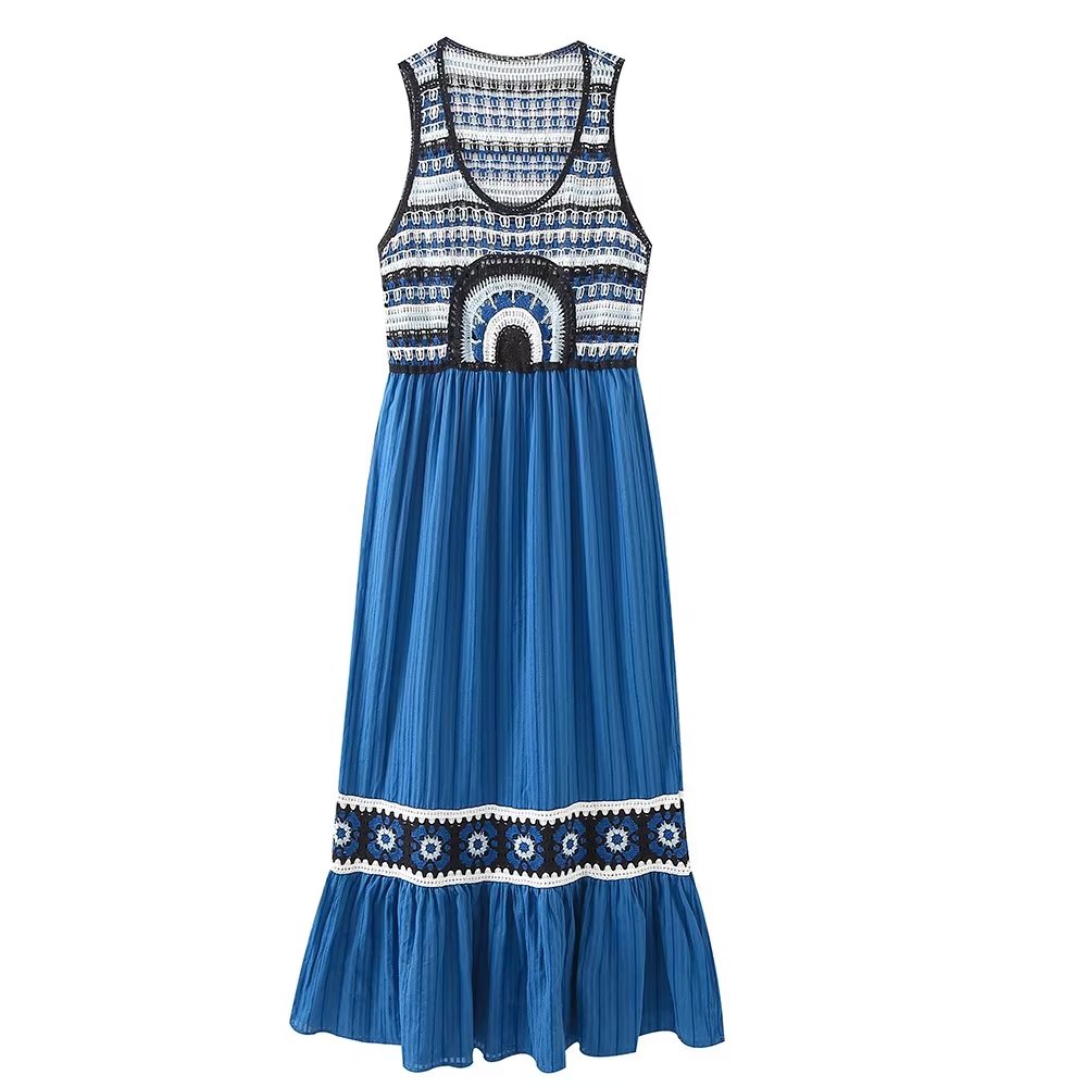 Beautifully Crafted Dress in a Classic Style