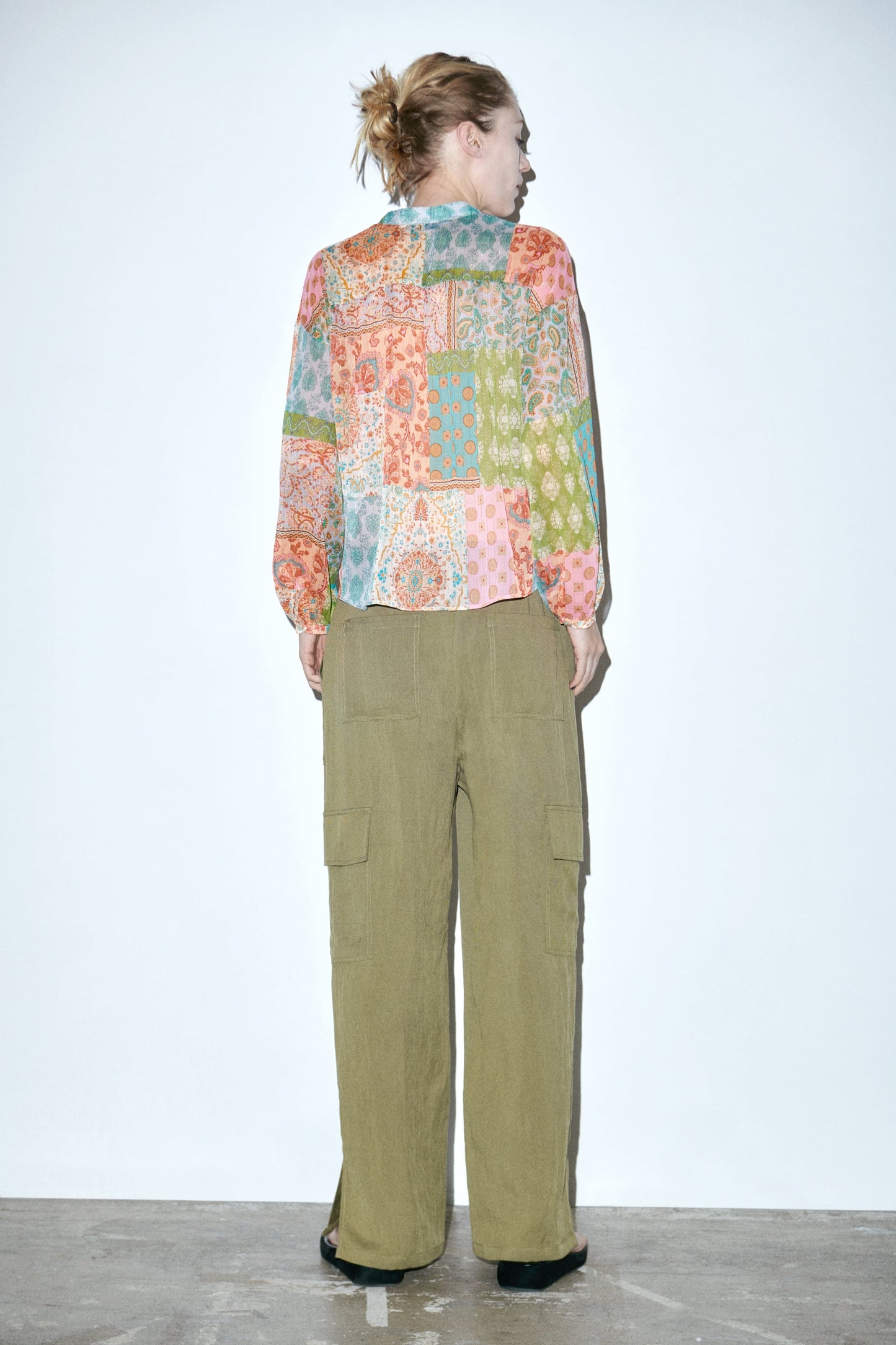Beautifully Finished Blouse in a Timeless Design