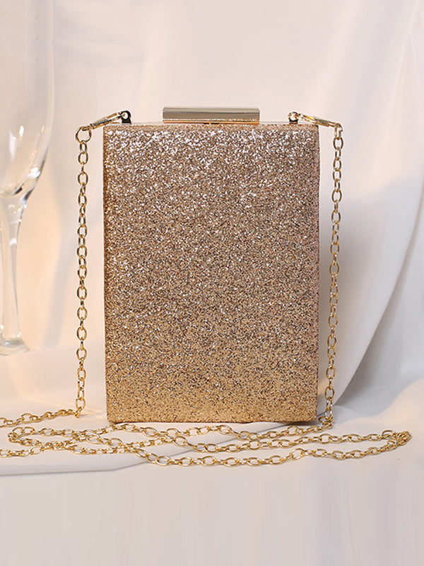 Well Tailored Bag with a Graceful Silhouette