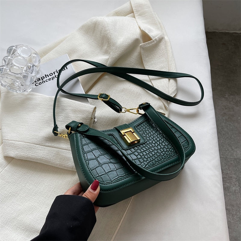 Sophisticated Bag with a Clean Classic Look
