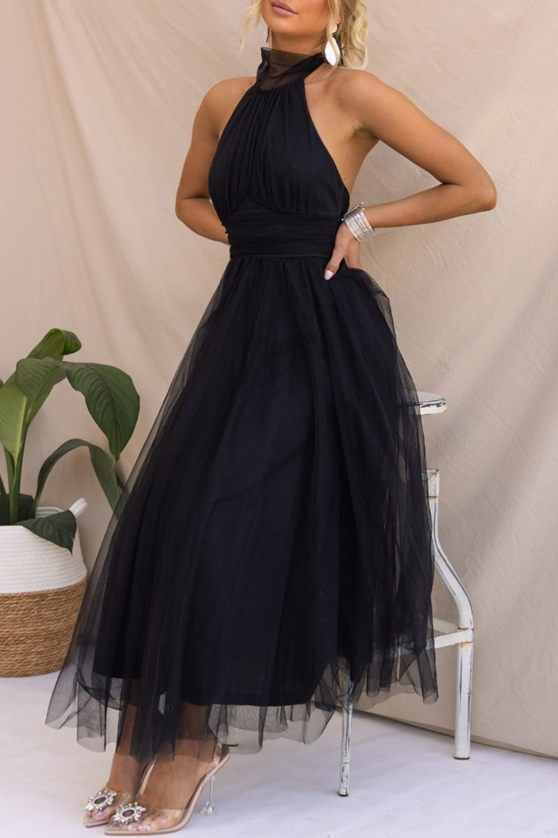 Sophisticated Dress with a Clean Classic Look