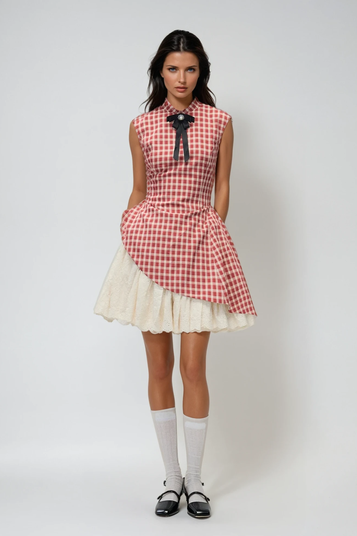 Sophisticated Dress with a Clean Classic Look