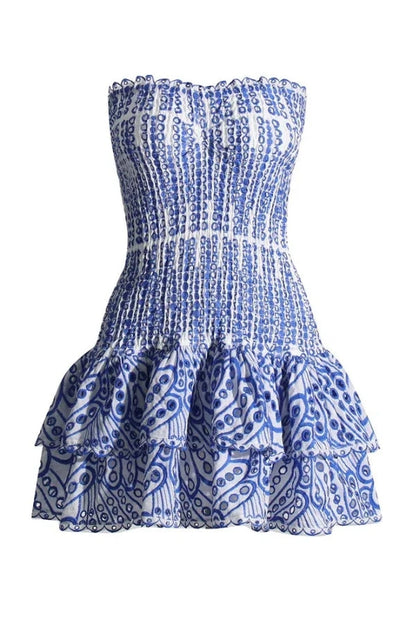 Gracefully Styled Dress for Any Occasion