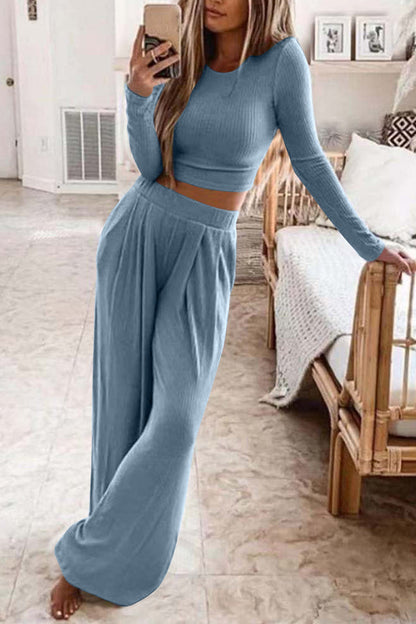 Well Tailored Pants with a Graceful Silhouette