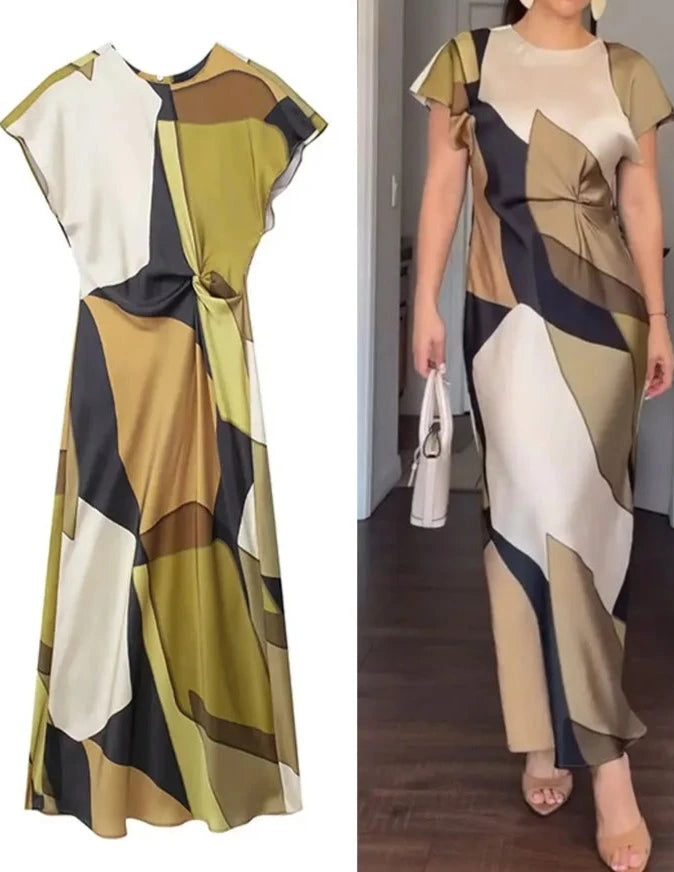 Sophisticated Dress with a Clean Classic Look