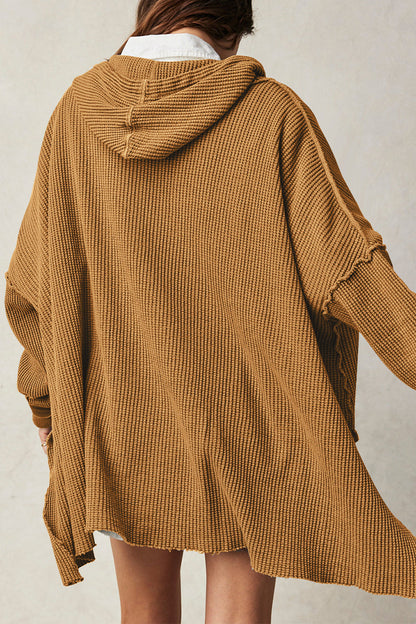 Well Tailored Top with a Graceful Silhouette