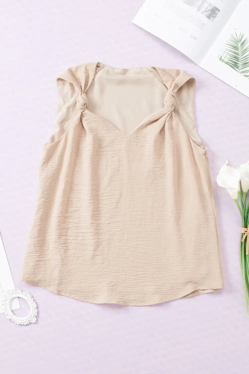 Effortlessly Elegant Top with a Timeless Design