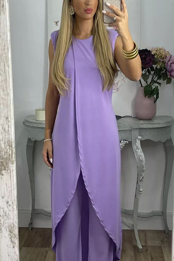 Effortlessly Elegant Pants with a Timeless Design