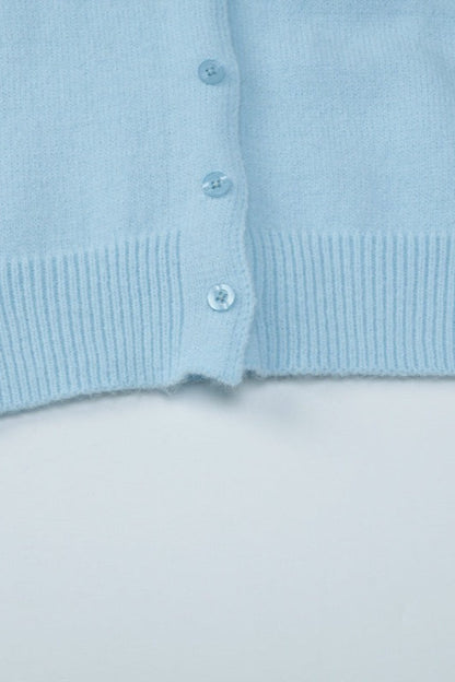 Elegantly Styled Cardigan for Everyday Wear