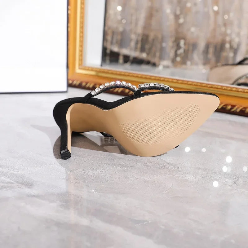 Beautifully Crafted Sandals in a Classic Style