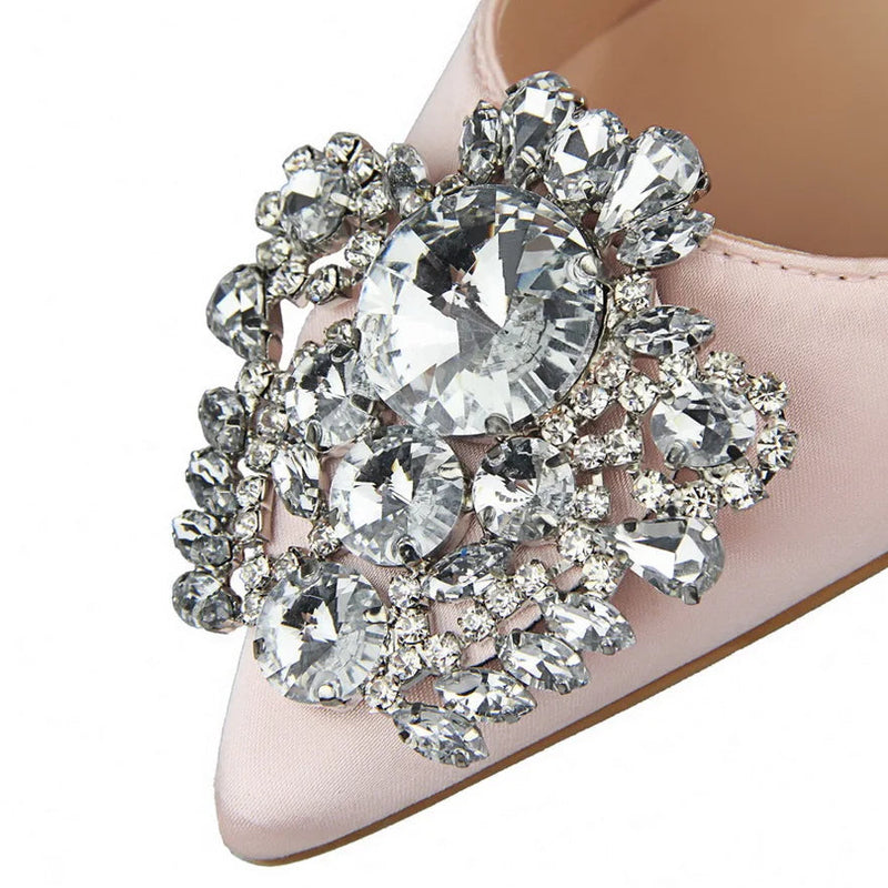 A Vintage Style Heels with Delicate Timeless Details