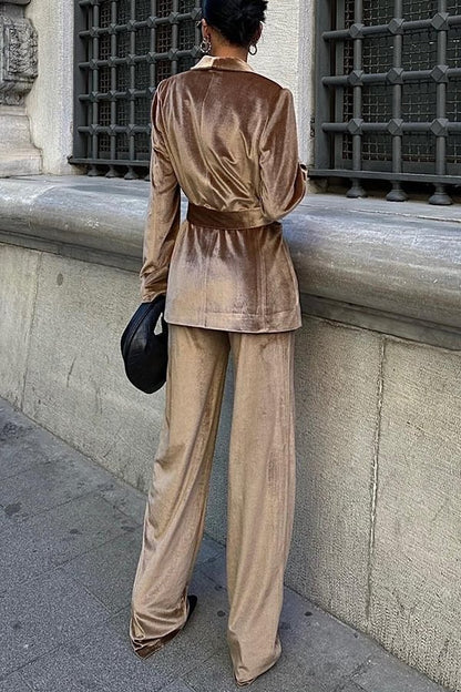 Elegantly Styled Pants for Everyday Wear