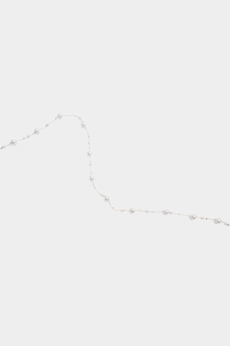 Gracefully Styled Garment for Any Occasion