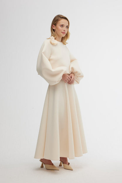 Gracefully Styled Garment for Any Occasion
