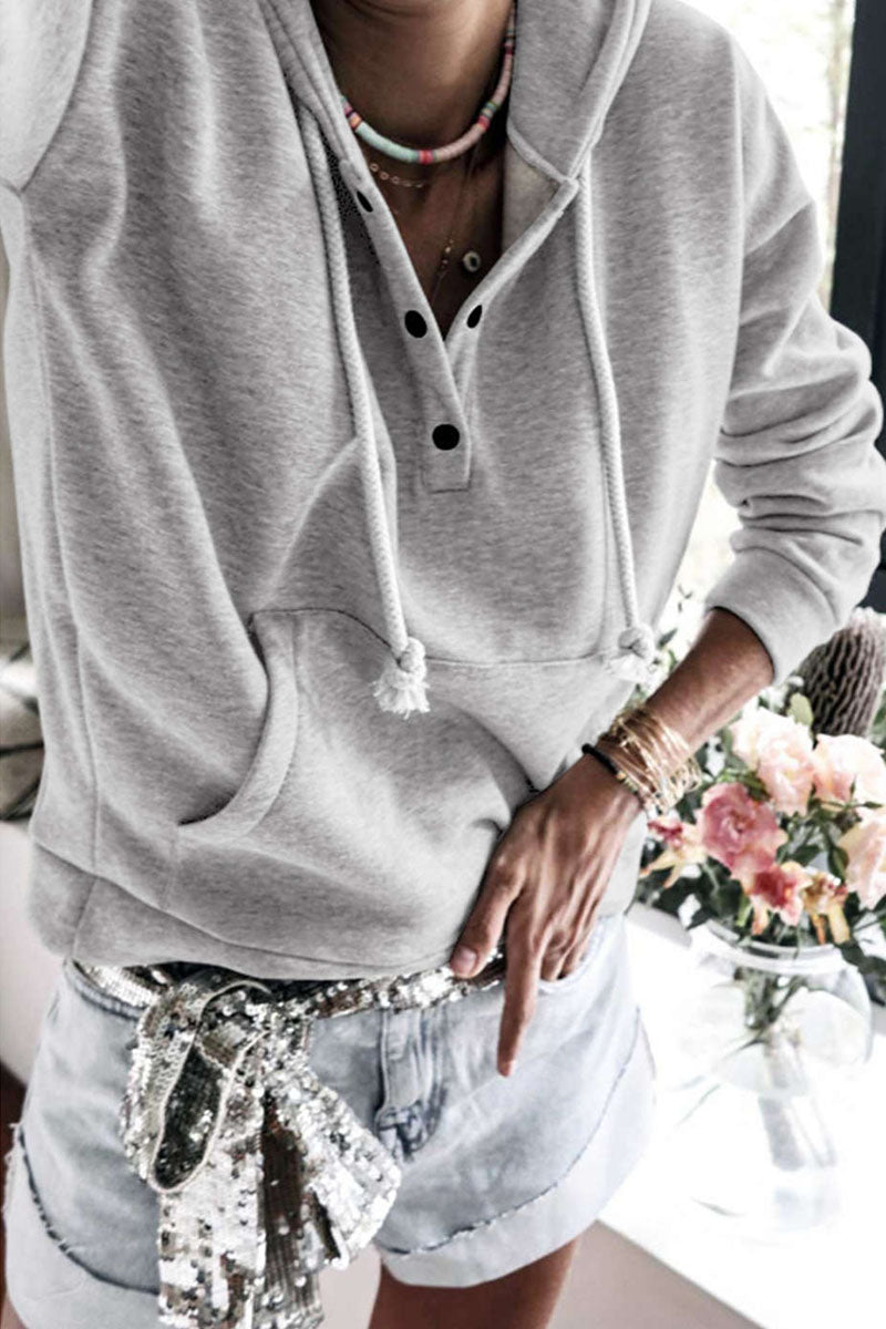 Effortlessly Elegant Top with a Timeless Design