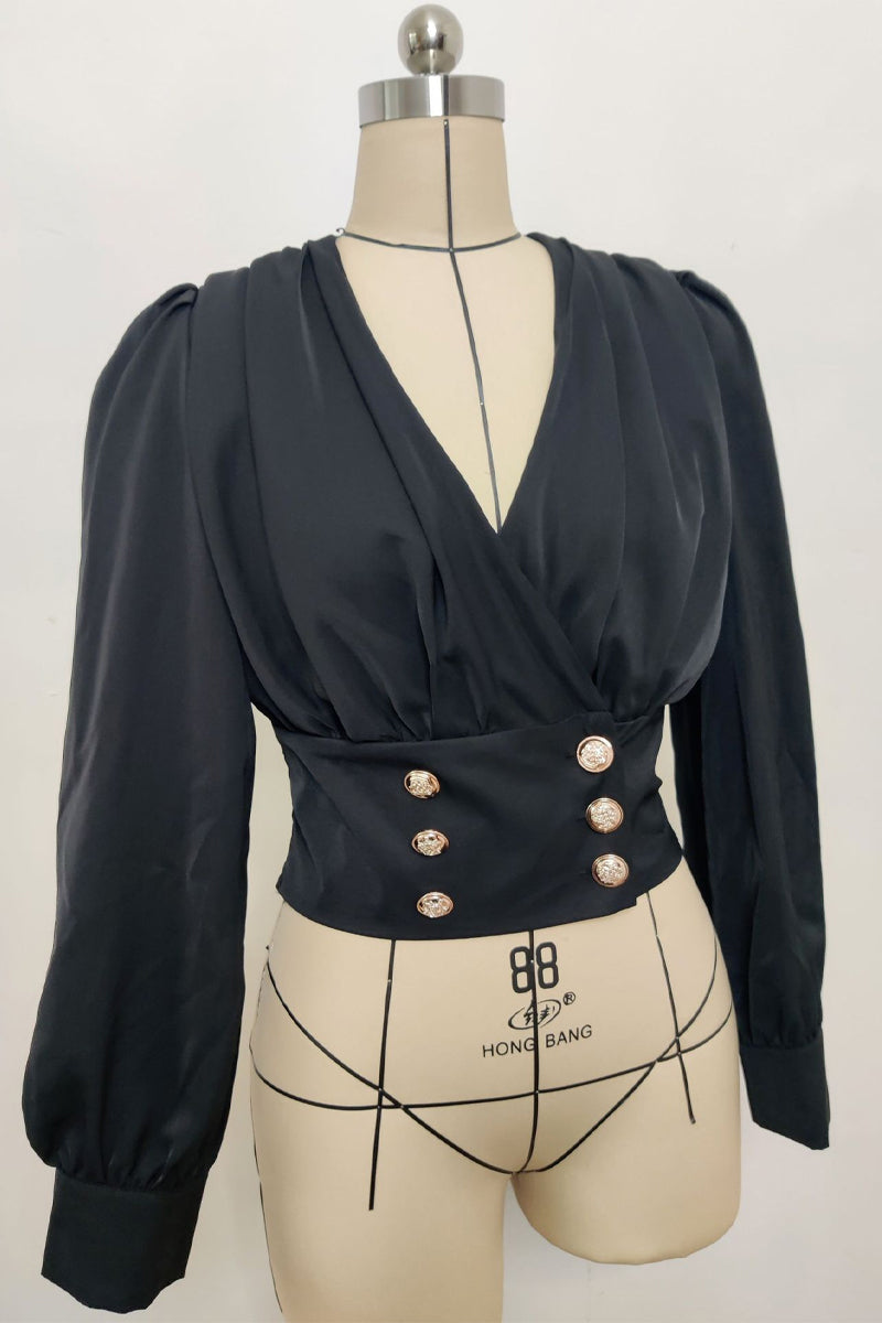 Sophisticated Blouse with a Clean Classic Look
