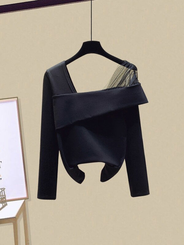 Well Tailored Garment with a Graceful Silhouette