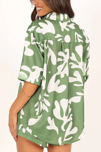 Effortlessly Elegant Blouse with a Timeless Design