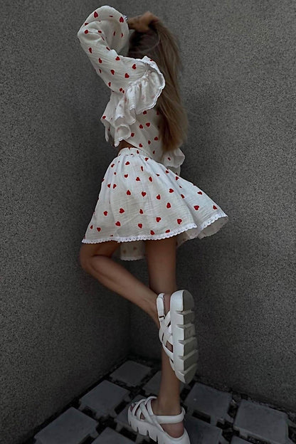 Well Tailored Top with a Graceful Silhouette