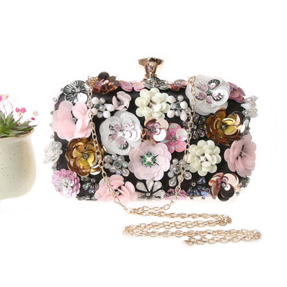 Classic Vintage Bag with a Flattering Fit