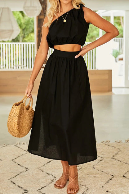Gracefully Styled Dress for Any Occasion
