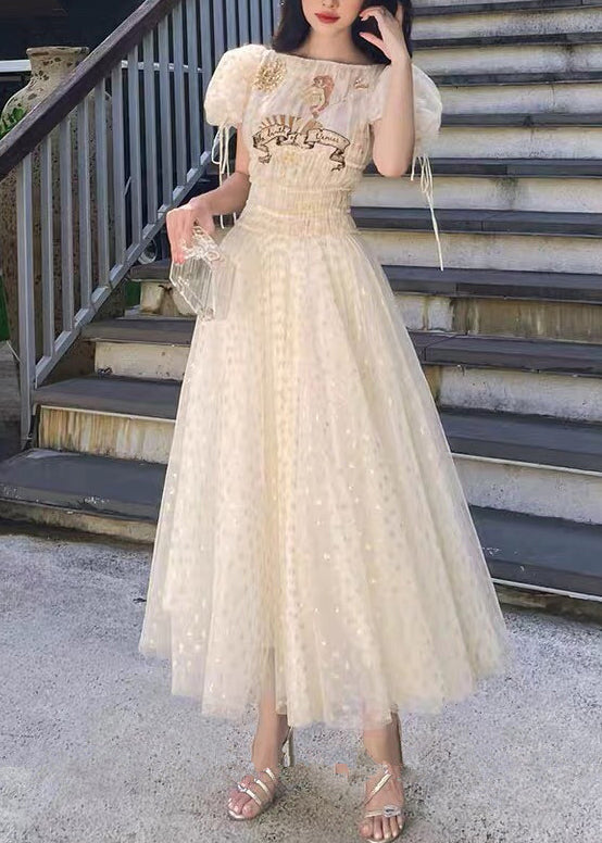 Beautifully Crafted Dress in a Classic Style