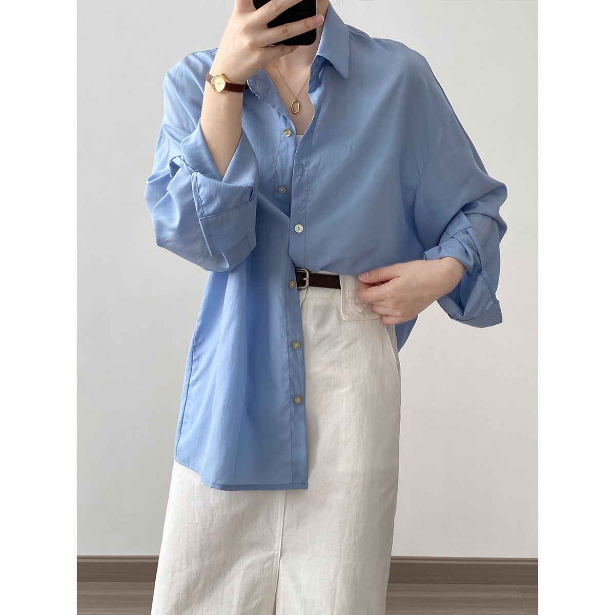 Well Tailored Shirt with a Graceful Silhouette