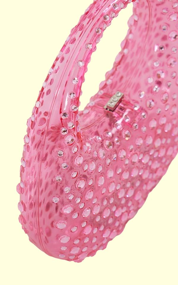 A Vintage Style Bag with Delicate Timeless Details