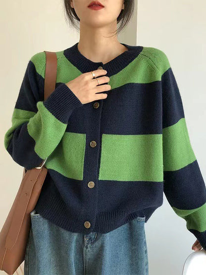 Polished Cardigan with an Effortless Classic Look