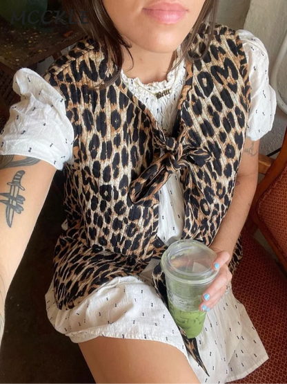 Classic Vintage Top with a Flattering Fit
